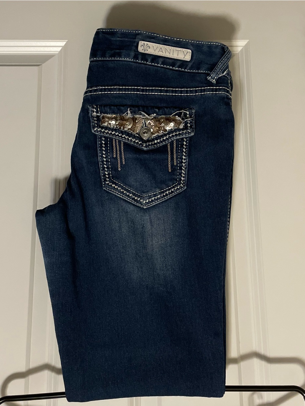 Nostalgic Vanity Premium Collection Slim Jeans Sequin-Embellished Back Pockets